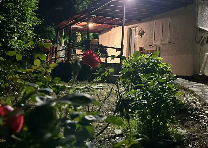 So Simple בית נופש